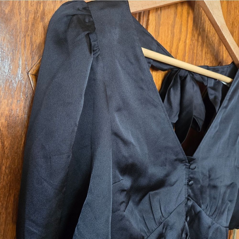 Abercrombie Open Back Top with Two Bow Ties Silky… - image 6